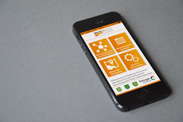 Dreiklang – Städte App auf dem Smartphone